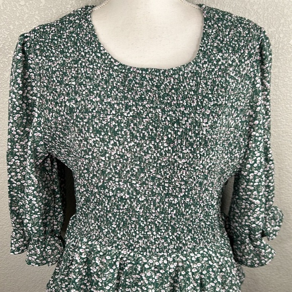 SMX Boho Floral Green Smocked 3/4 Ruffle Layered Hem Midi Dress Size 3X - Picture 2 of 8
